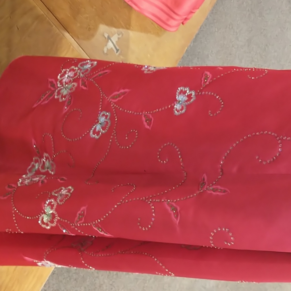 Prom dress - Picture 3 of 7